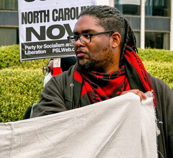 Marcus "MajorLinux" Summers